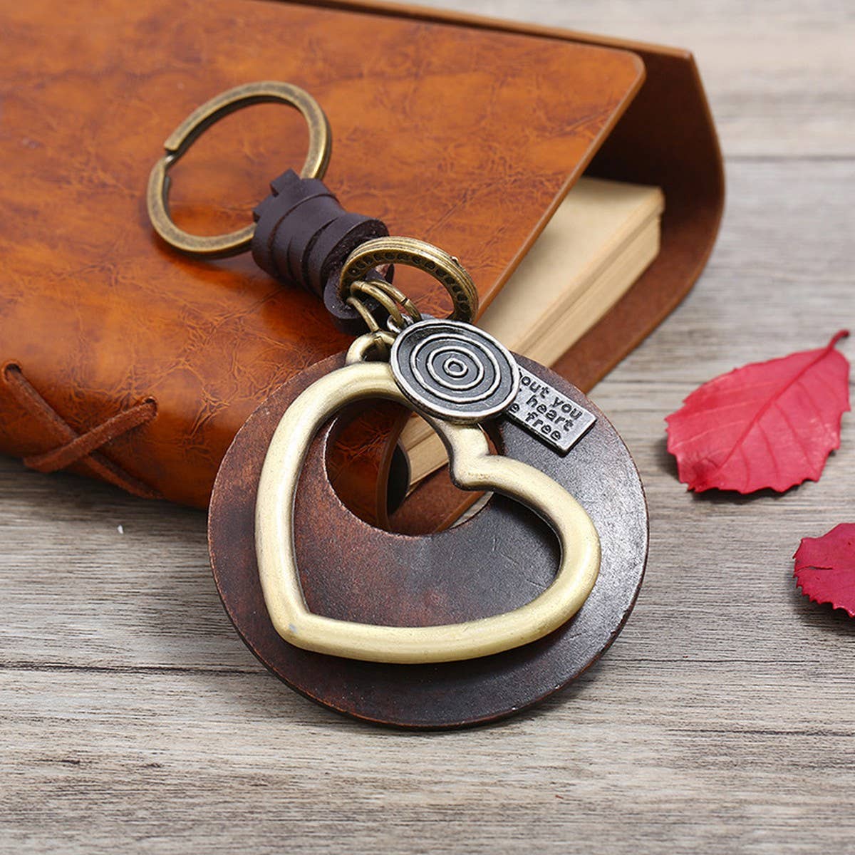 NEW RETRO STYLE LOG HEART PENDANT KEYCHAIN