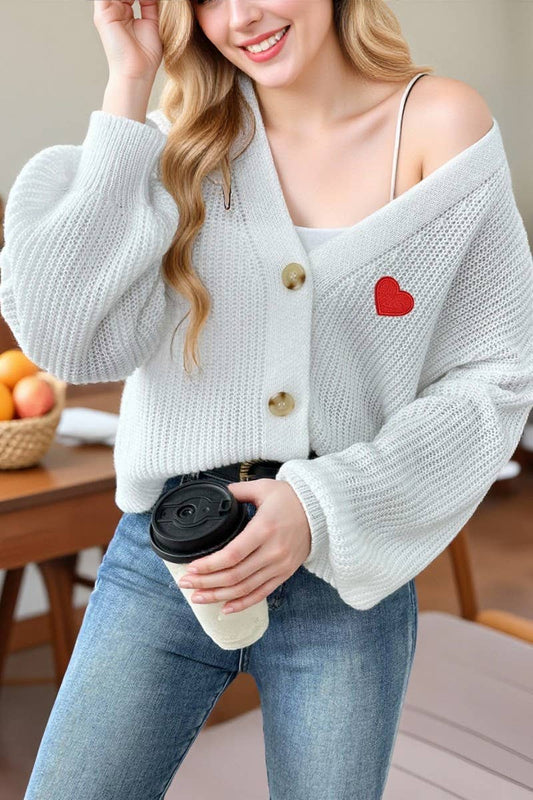 CWOSWL07388_WOMEN HEART PATCH SHORT KNIT CARDIGAN