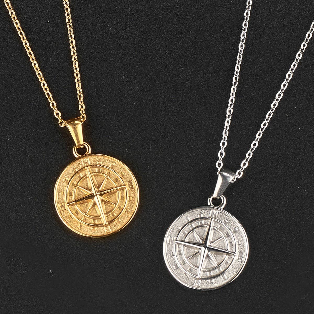 Creative compass hip hop pendant necklace