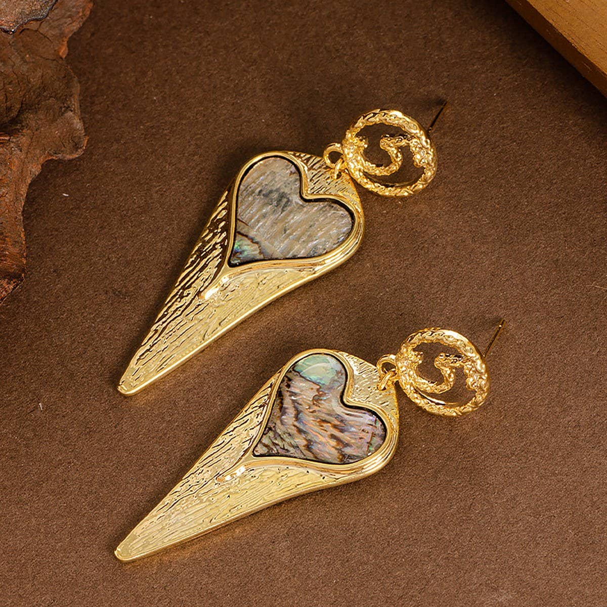 SILVER NEEDLE COLORFUL ABALONE HEART EARRINGS