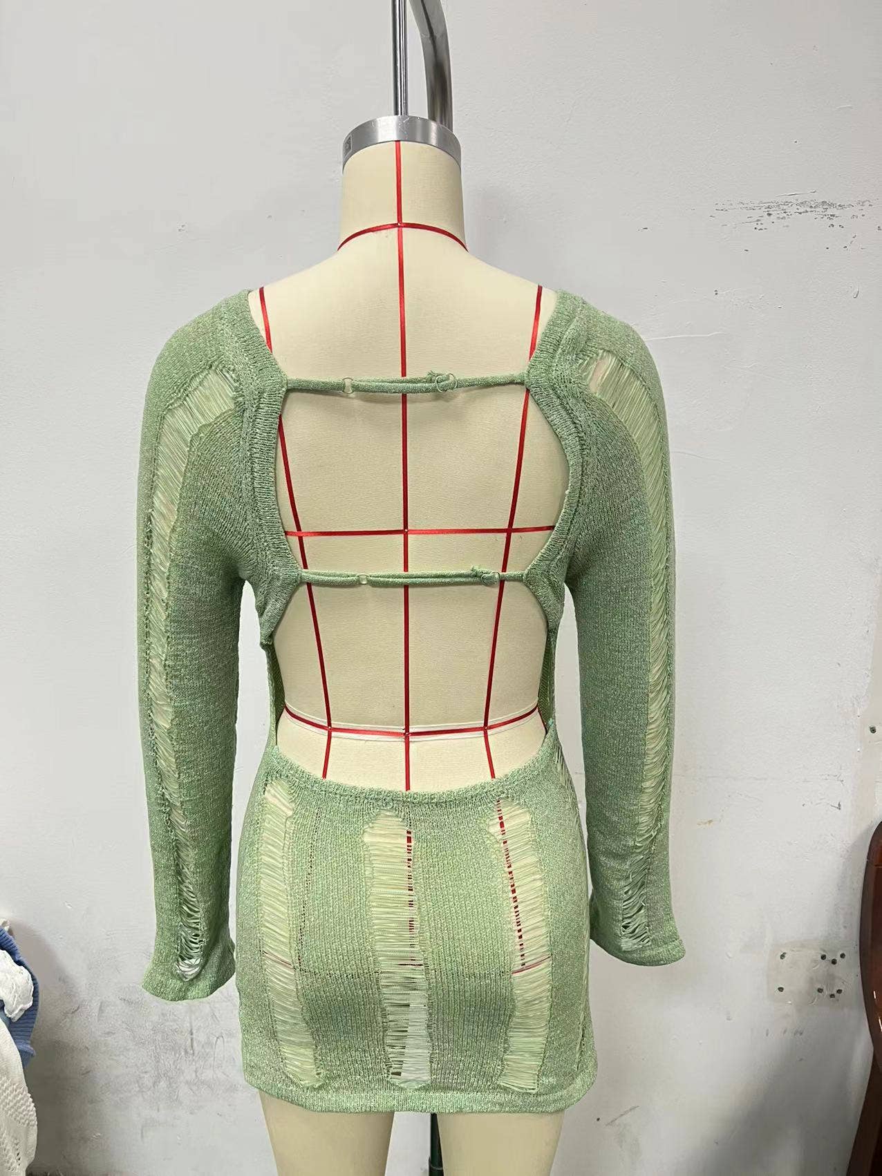 LONG SLEEVE HOLLOWED-OUT HIP WOOL DRESS