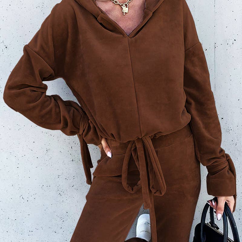 LONG-SLEEVED HOODIE AND PANTS SUIT IN CANARY