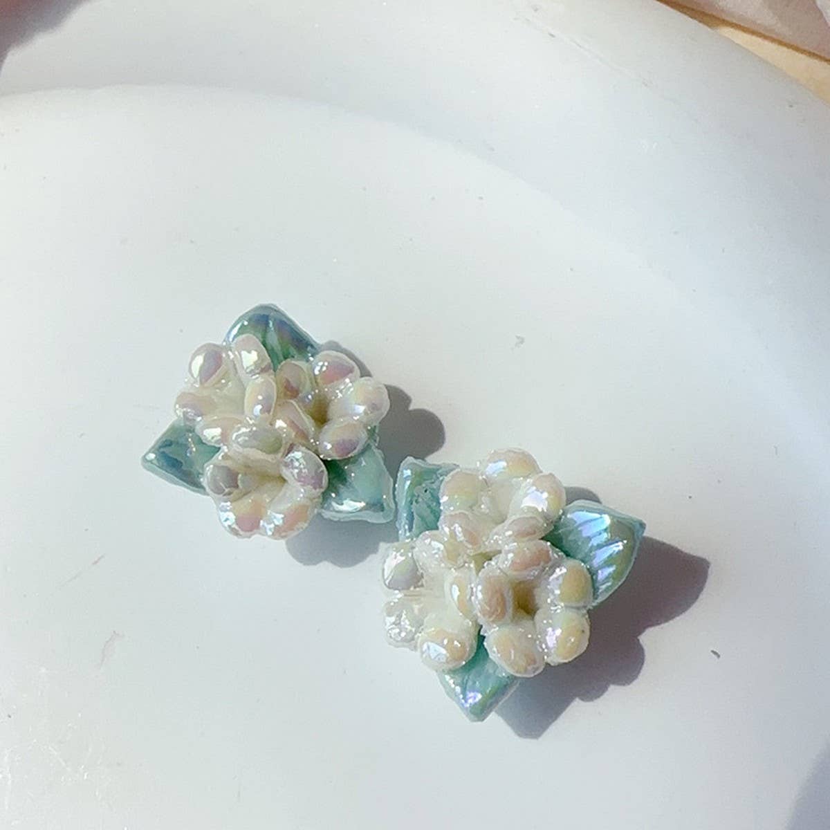 RETRO SWEET FOREST TRIANGLE EARRINGS