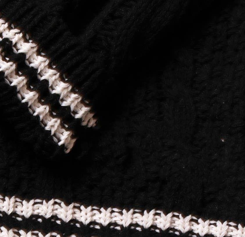 V-NECK EMBROIDERED SINGLE-BREASTED CARDIGAN