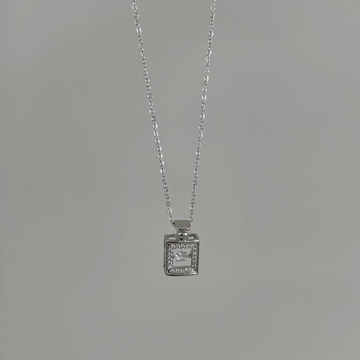 NEW SMALL BOTTLE ACCESSORIES NECKLACE