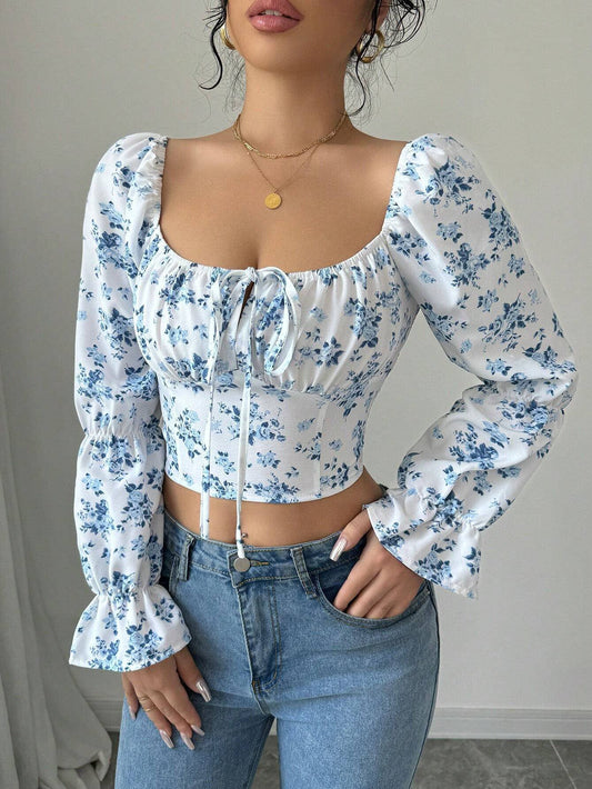 Sweet Floral Puff Sleeve Square Neck Crop Top