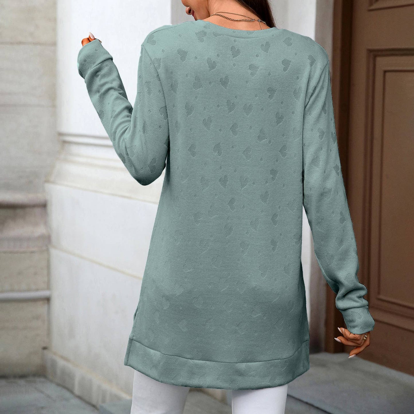 Solid-color round-neck long-sleeved slit T-shirt