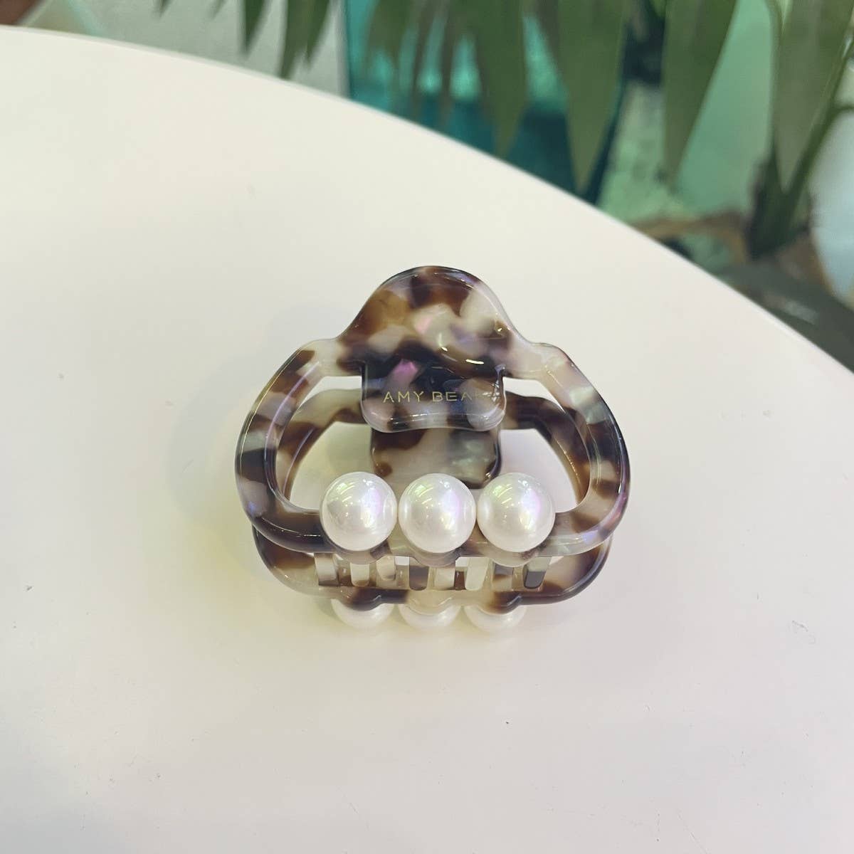 Pearl Accent Hair Claw, Thick Square Elegant Clip_CWASC1600