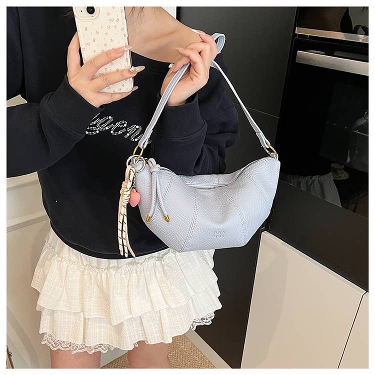 Fashionable dumpling buns with patchwork