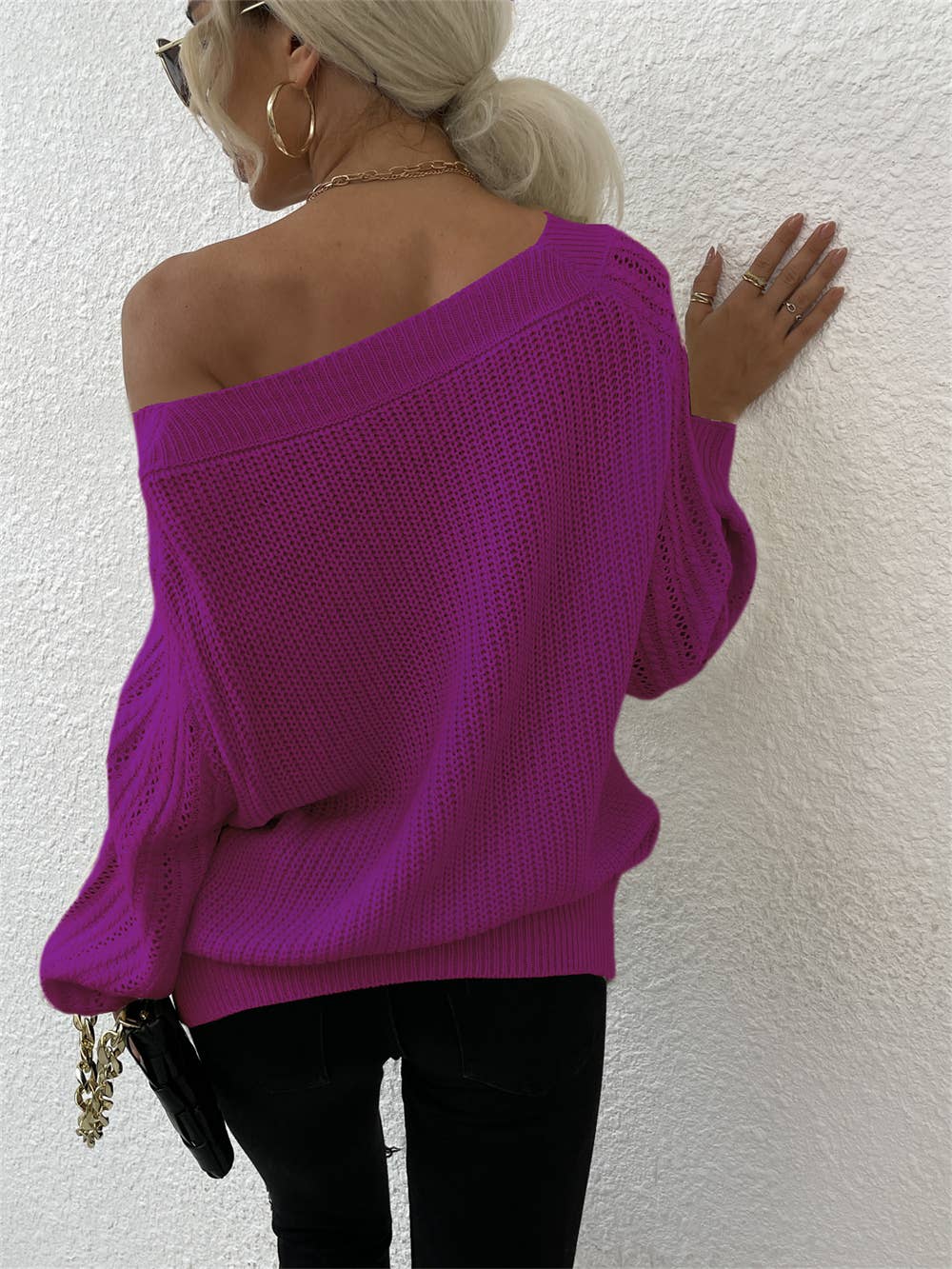 LINE-NECK PERSONALIZED CUT-OUT FASHION KNITWEAR