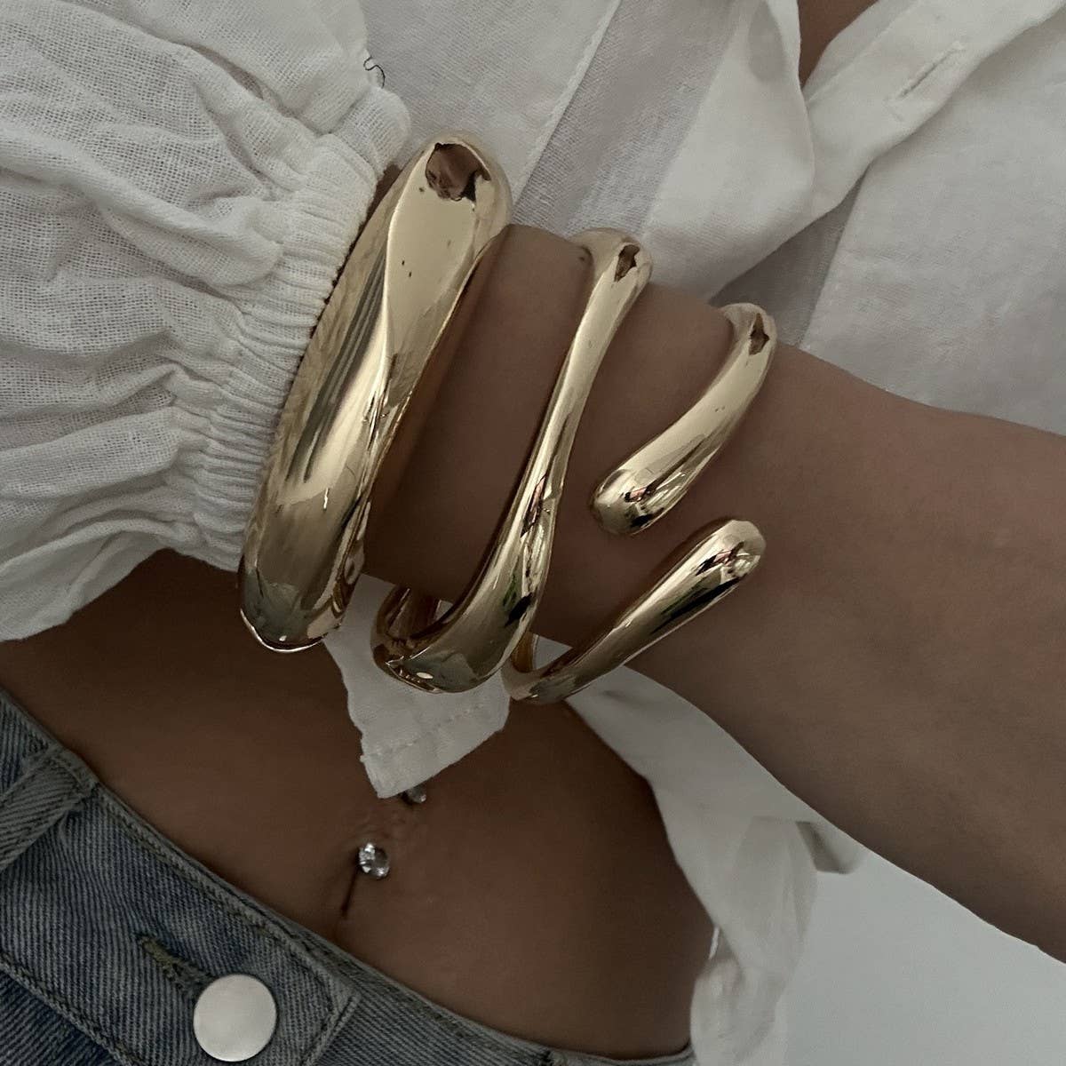NEW DESIGN FASHION TREND METAL SMOOTH BRACELET