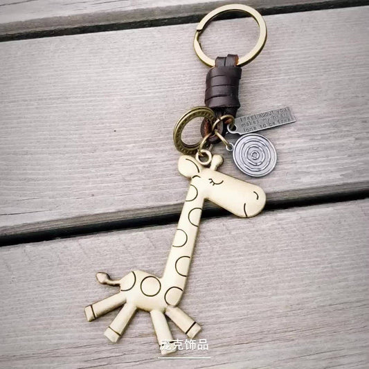 CREATIVE CUTE GIRAFFE LEATHER KEYCHAIN