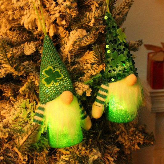 ST. PATRICK'S DAY SEQUIN HAT LIGHT UP ELF DOLL_CWMM3455