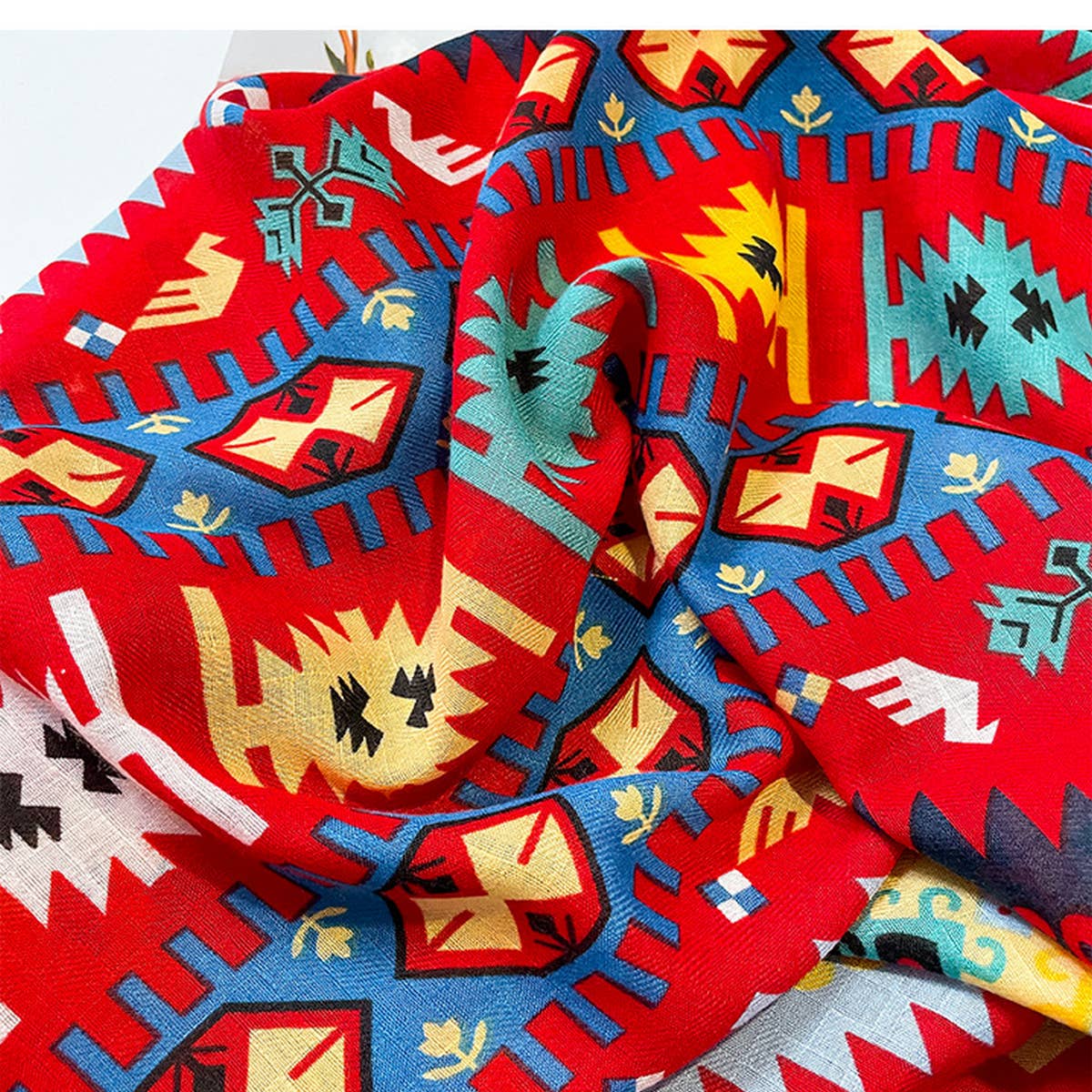 STYLISH GEOMETRIC PATTERN SQUARE SCARF_CWASC0617