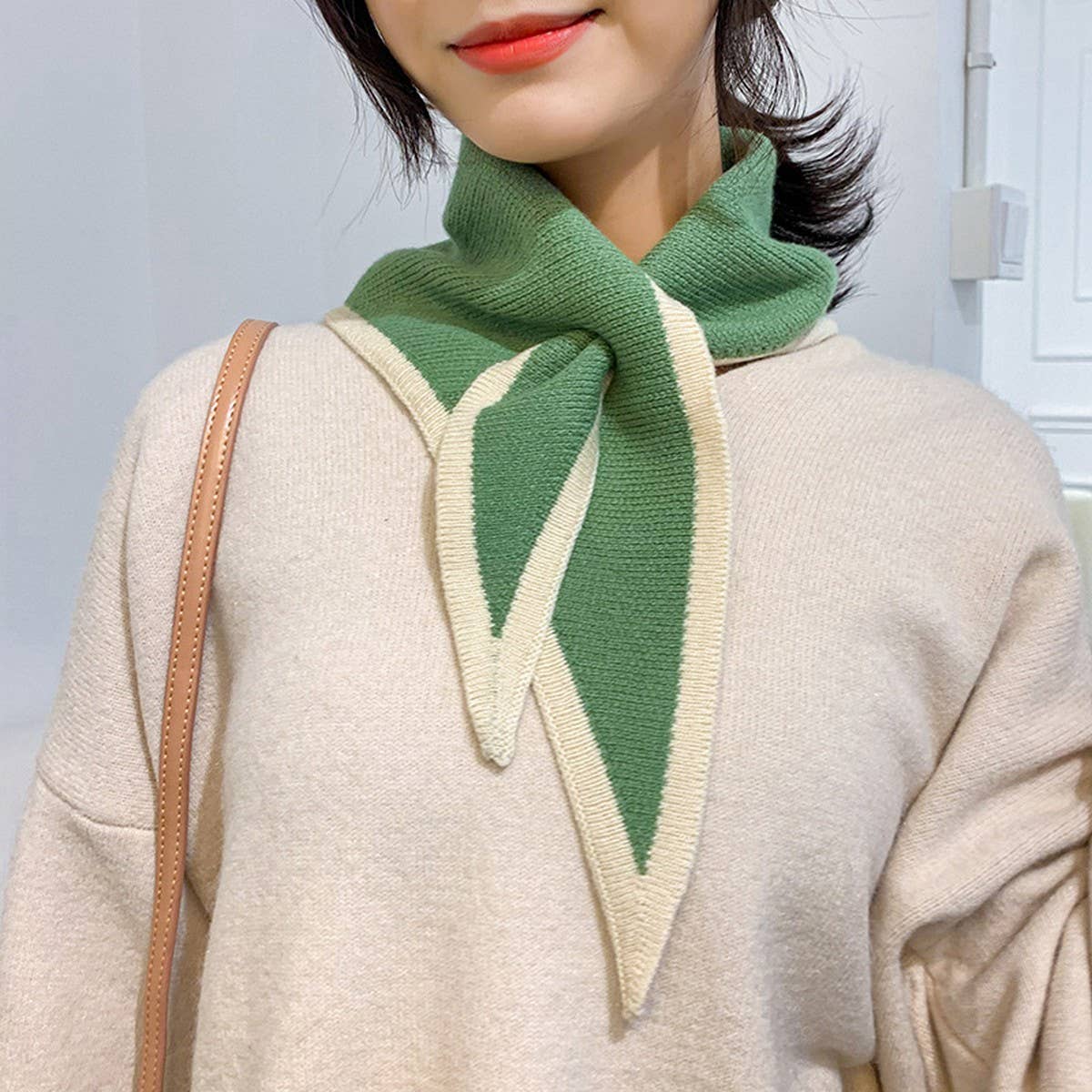 Knit Triangle Scarf for Women?™s Winter Neck Wrap