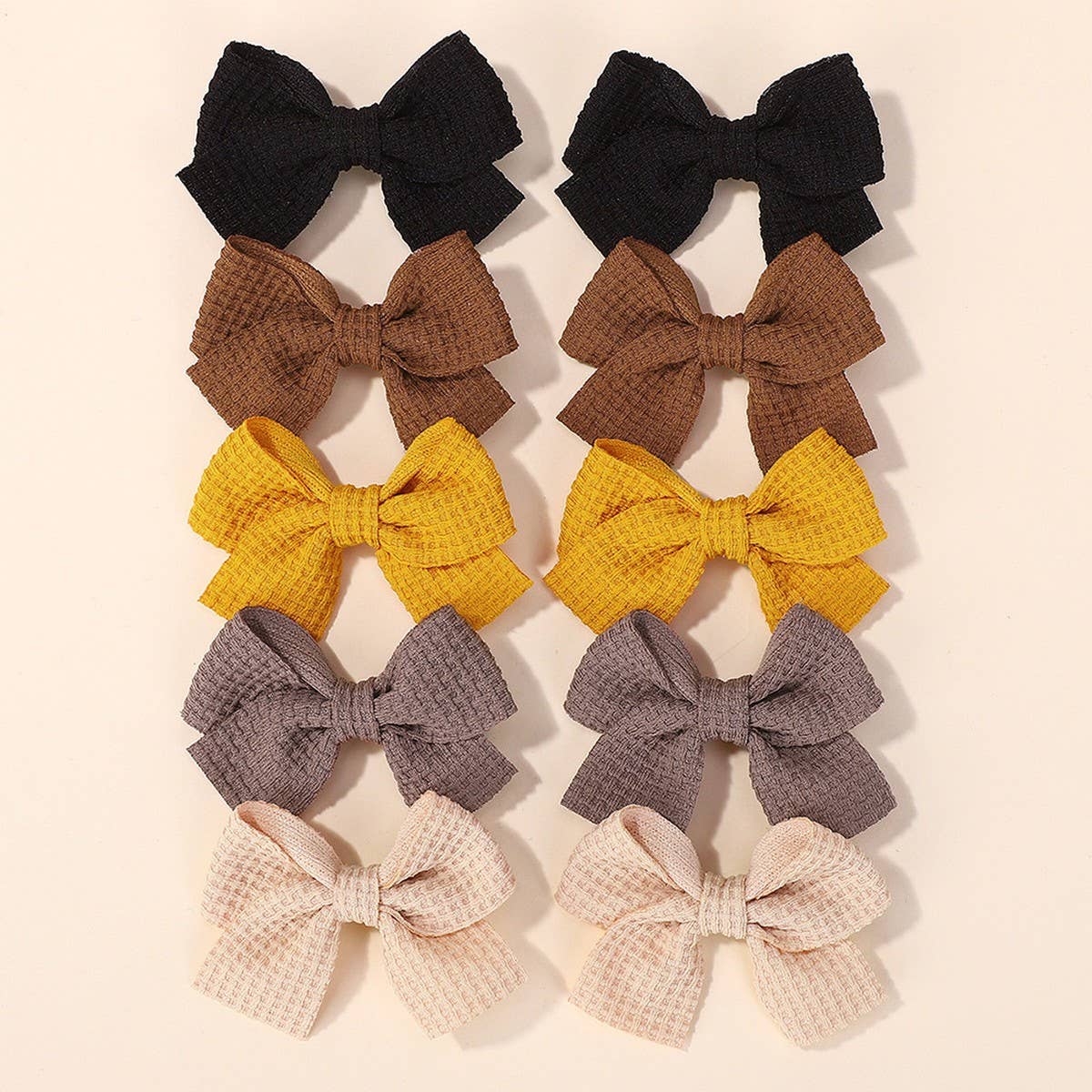 1.6" Handmade Fabric Bow Clips for Girls_CWAHA6756
