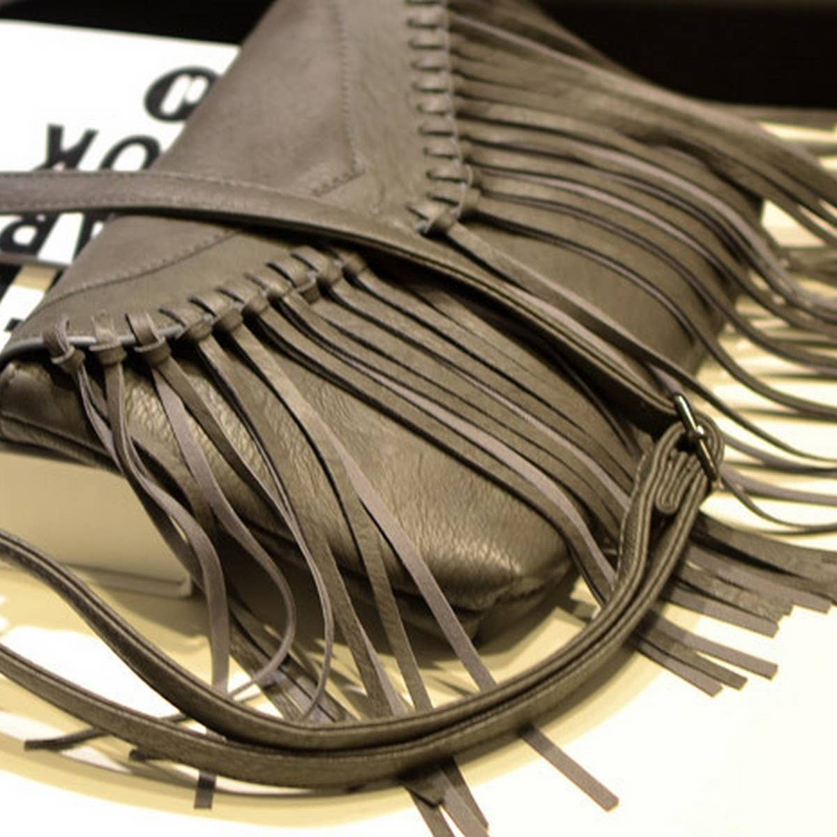 CWAB4564_HA HEE ENVELOPE TASSEL SHOULDER CROSSBODY BAG