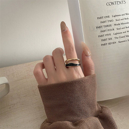GEOMETRIC CONTRAST INDEX FINGER OPEN RING
