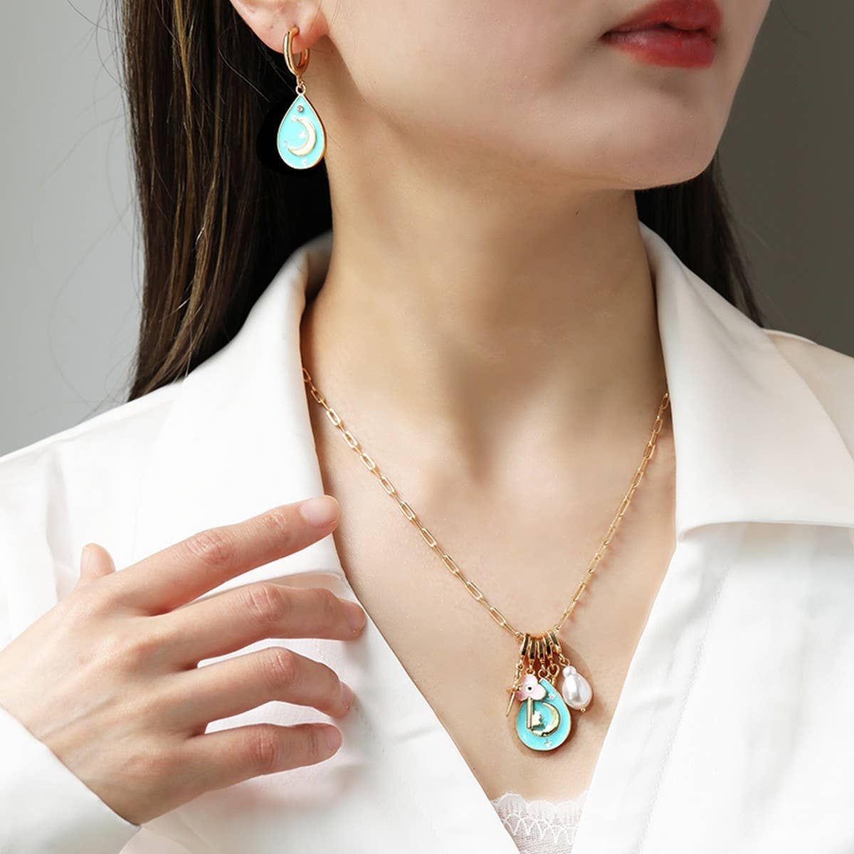 WOMEN'S MOON PENDANT NECKLACE EARRINGS SET