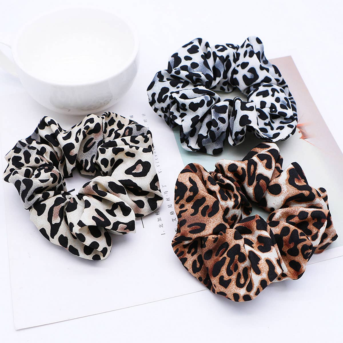 NEW LEOPARD PRINT LARGE INTESTINE HAIR TIE_CWAHA1071