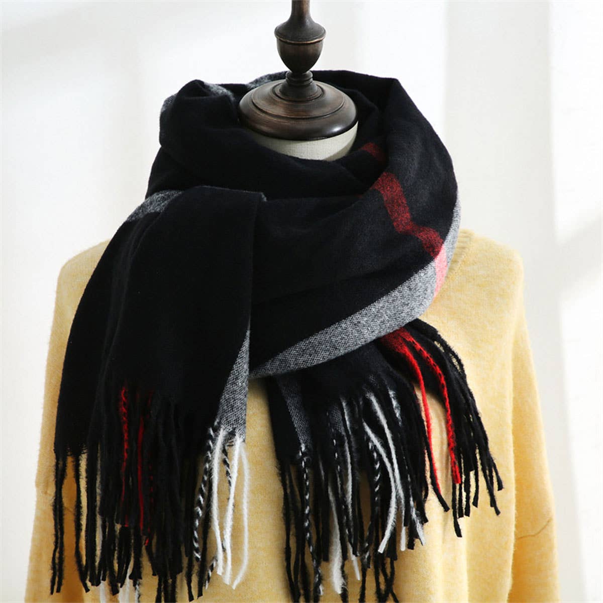 Sweet Stripe Winter Scarf ? Soft Mid-Length Wrap