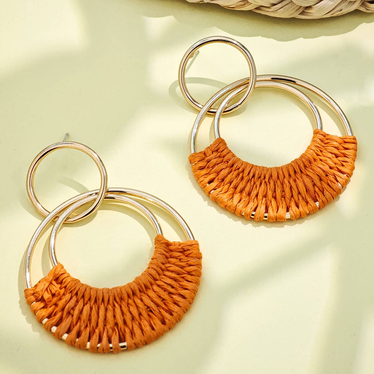 Retro geometric circular perforated earrings