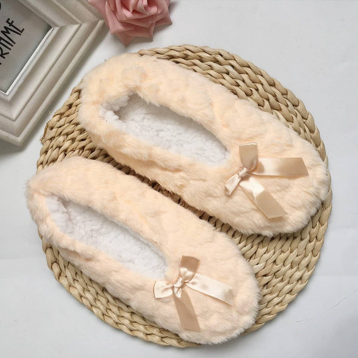 THICKENED AND VELVET ADULT FLOOR SOCK SLIPPERS