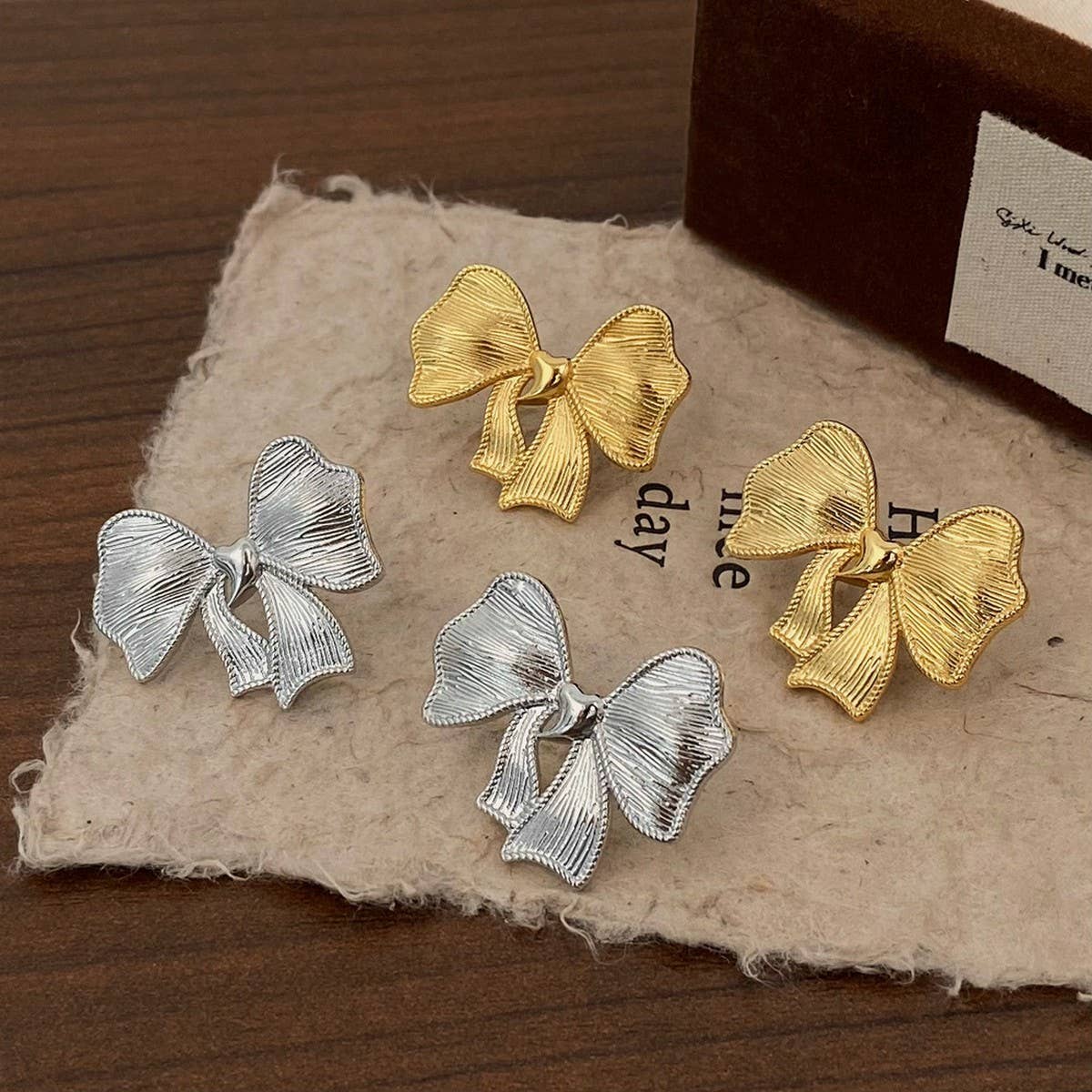 NEW SIMPLE TEMPERAMENT BOW EARRINGS FOR WOMEN