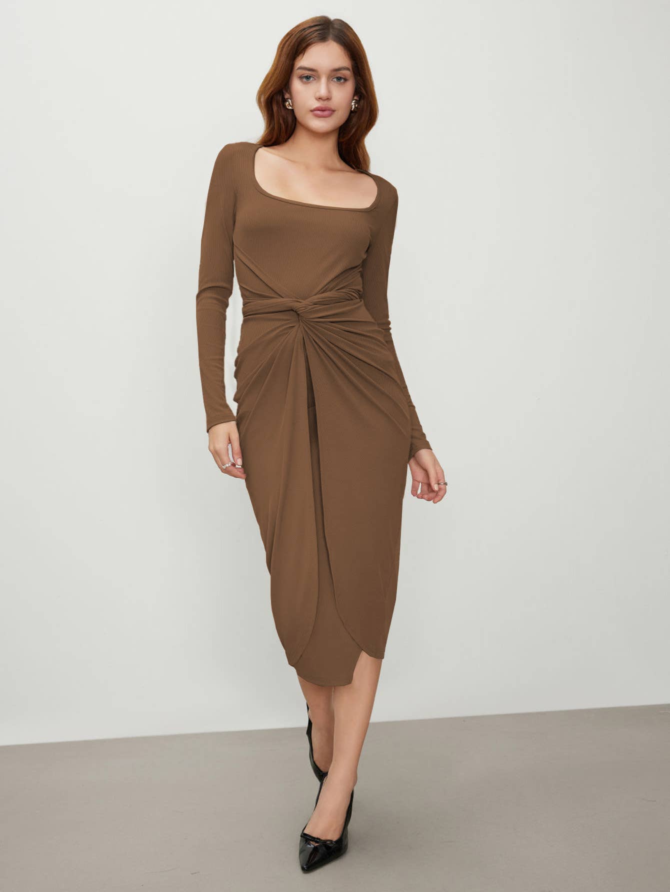 TEMPERAMENT HIGH-WAISTED SQUARE NECK DRESS