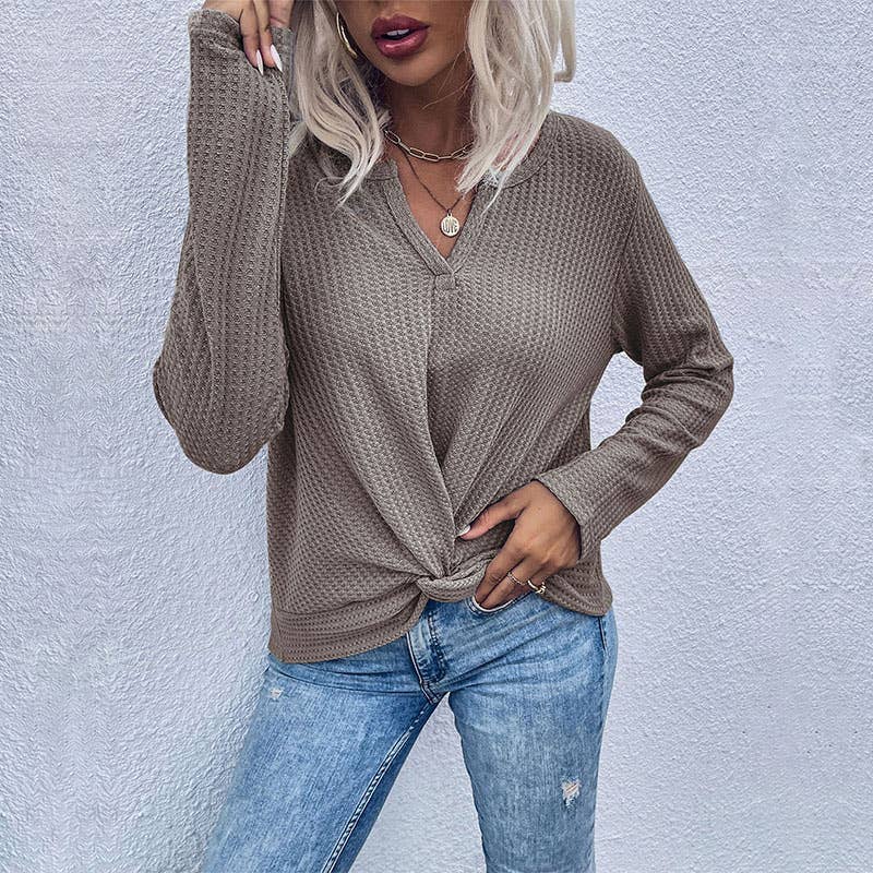 Waffle knot base knit sweater