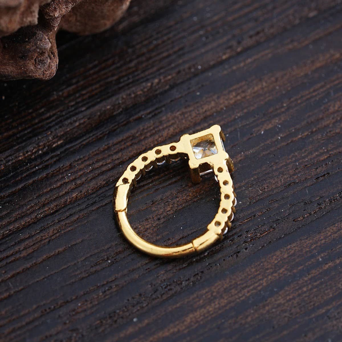 Square Nose Hoop with Teardrop Zircon Clicker_CWMM9602