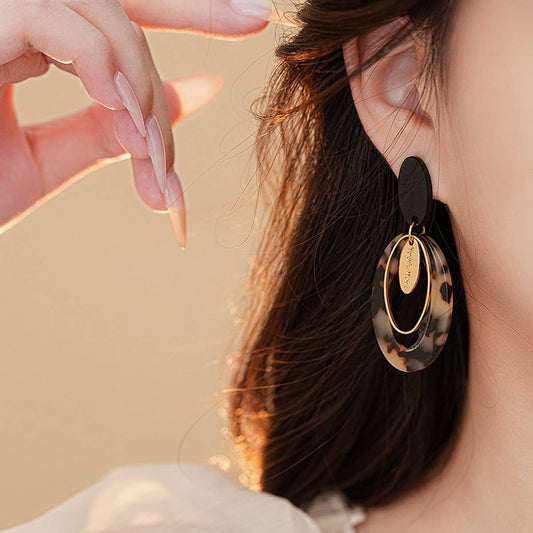 LEOPARD PRINT OVAL LETTER TREND EARRINGS