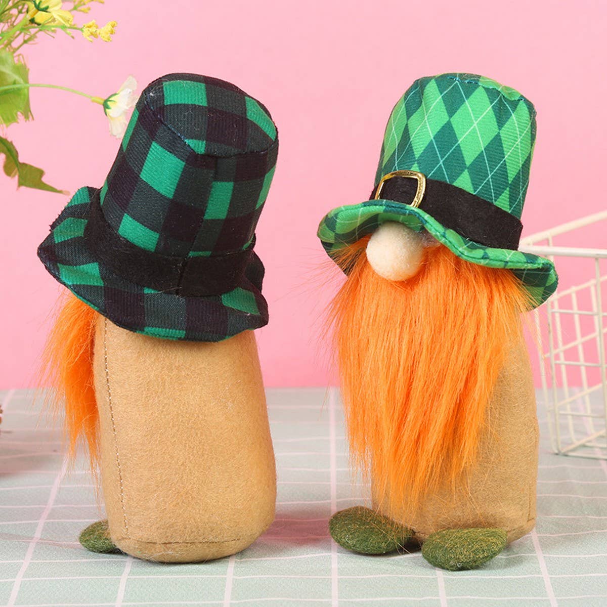 CWMM9484_ST. PATRICK'S DAY TOP HAT HOME HOLIDAY DECORATION