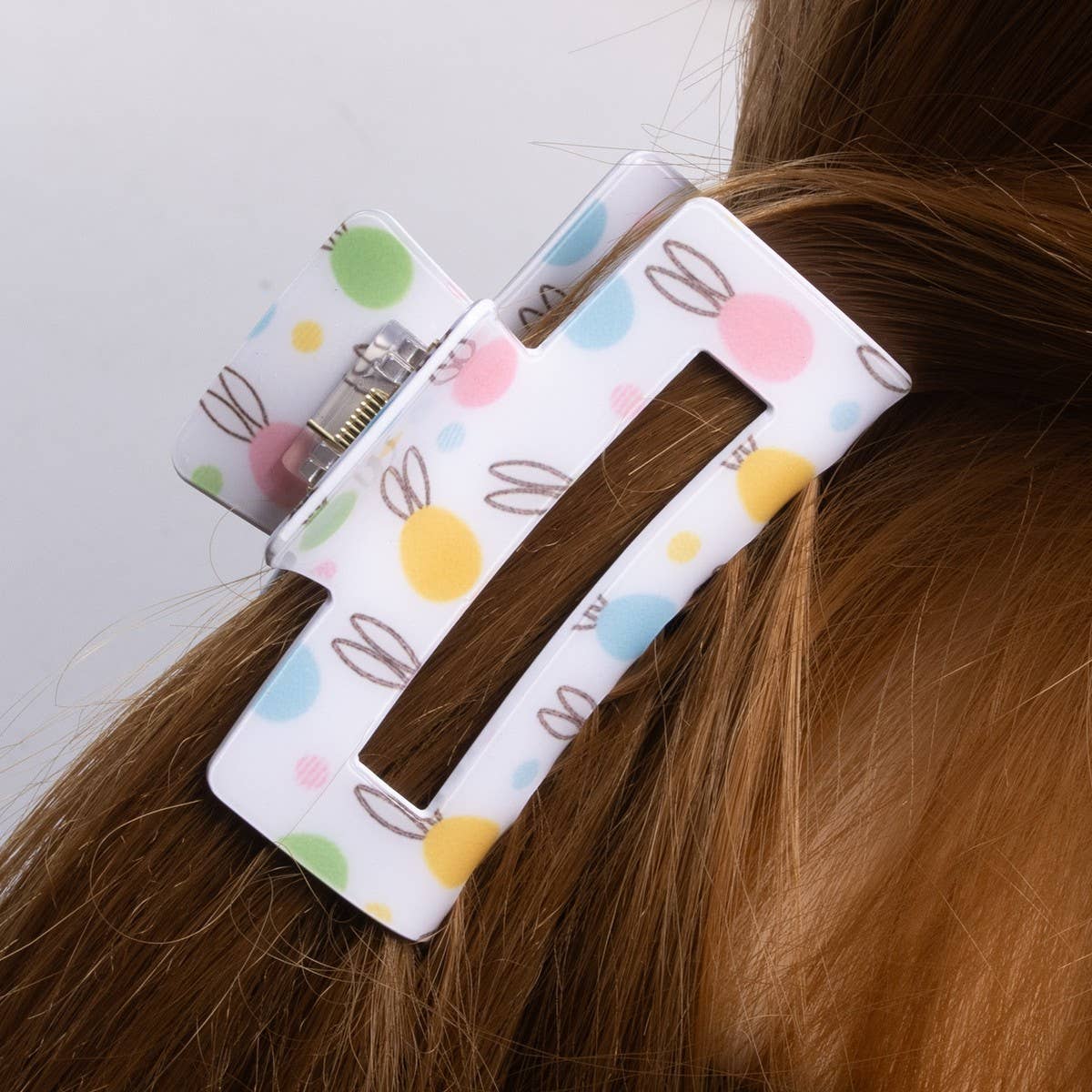 CWAHA1439_BUNNY HEAD PRINT RECTANGULAR LARGE HAIR CLAW CLIP