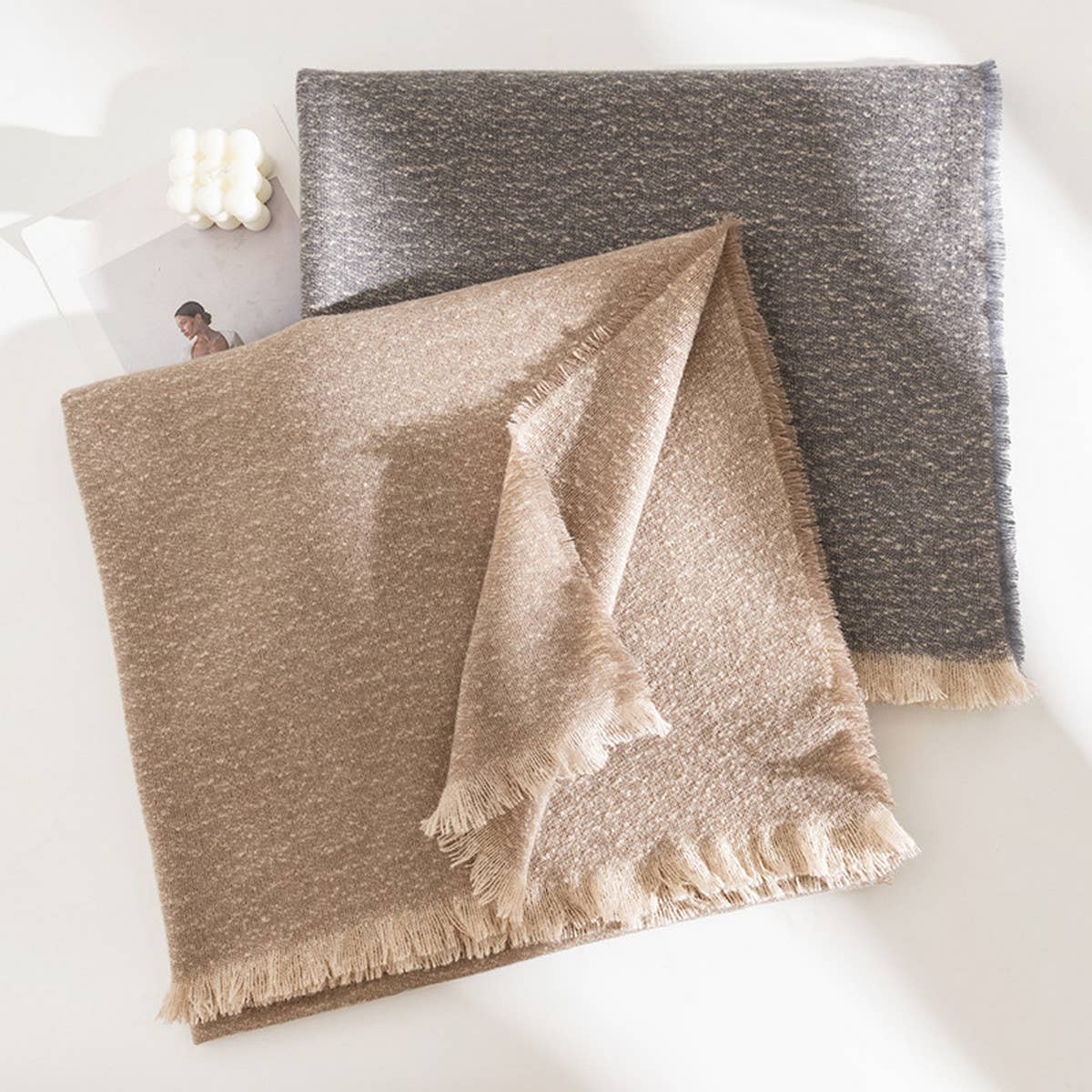 VINTAGE SCARF WITH FLORAL PATTERN