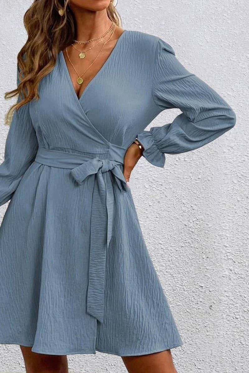 CWDMD4158_SOLID COLOR V-NECK LANTERN SLEEVE LACE-UP DRESS