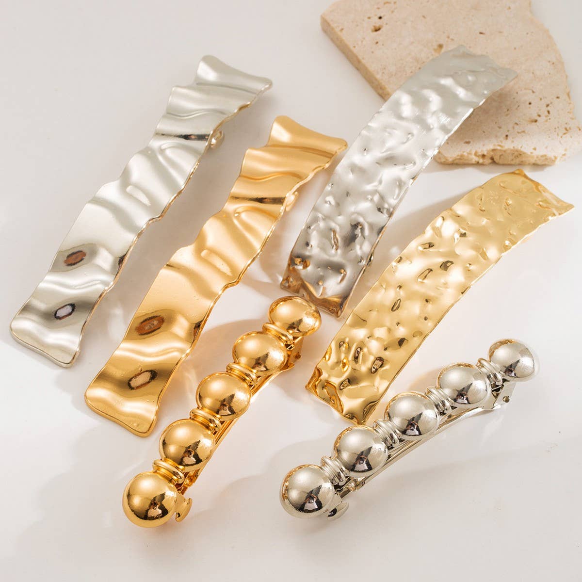 Sleek Geometric Metal Spring Hair Claw Clip_CWAHA6193