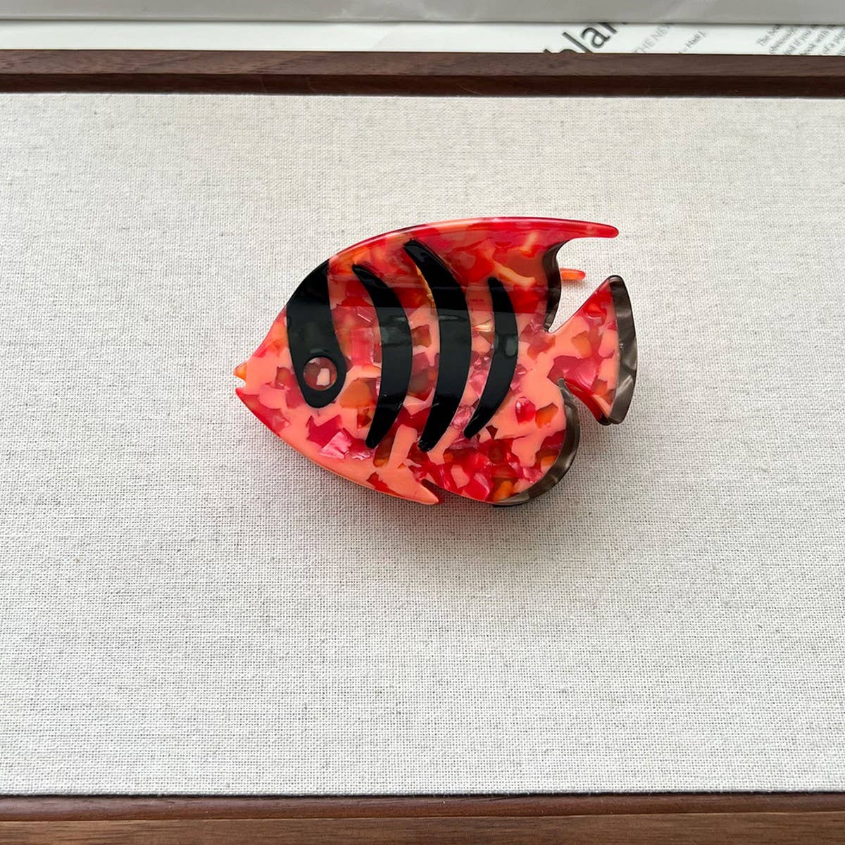 Dopamine Color Tropical Fish Acetate Claw Clip ? M