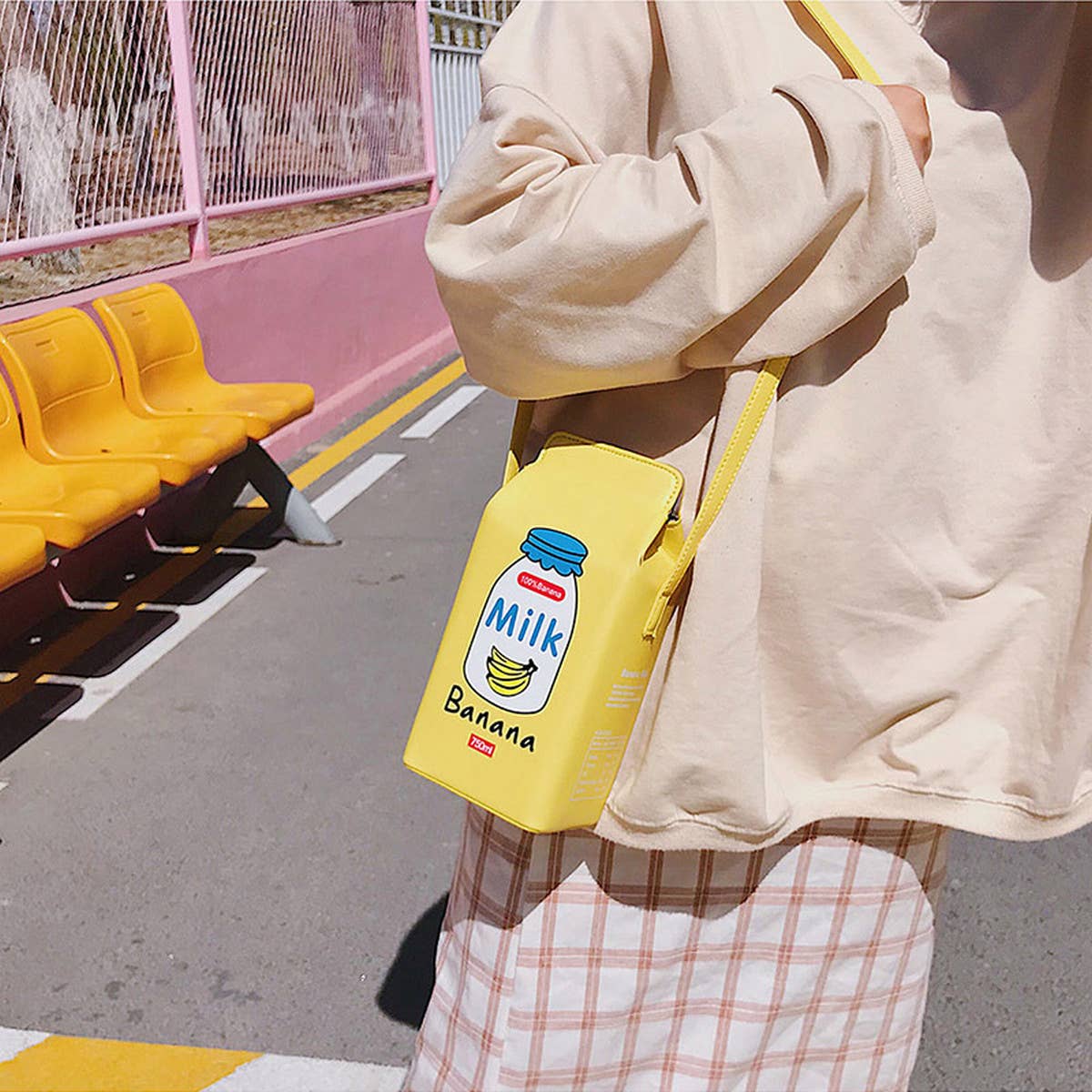 FASHION MILK BOTTLE SHAPE SHOULDER BAG_CWAB0983