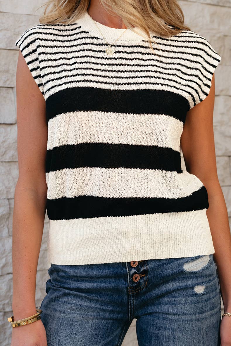 Striped crew-neck sweater vest color matching