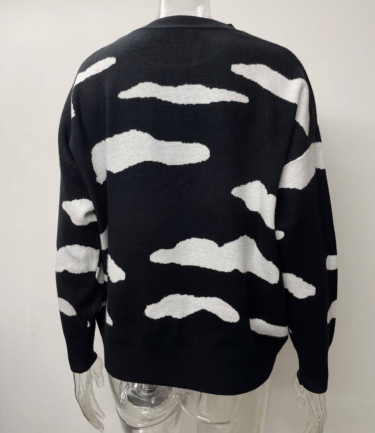 Round-neck cloud jacquard knitted sweater
