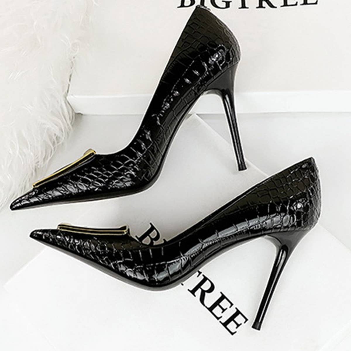 WOMEN SHALLOW POINTED TOE METAL BUCKLE HIGH HEELS