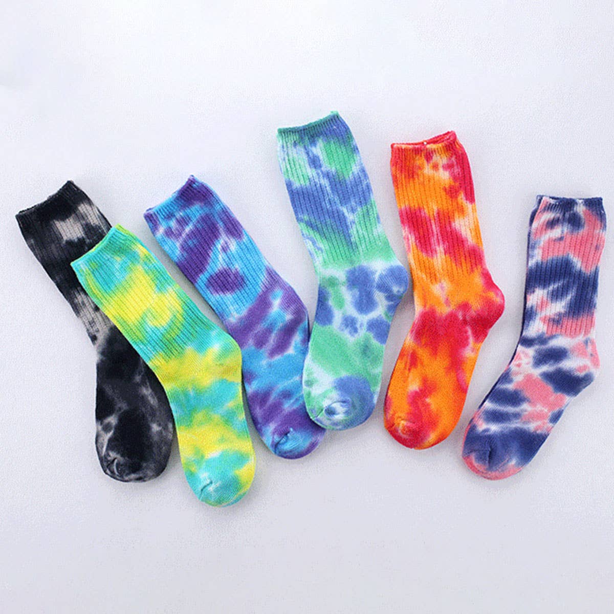 WOMEN DOUBLE-NEEDLE TIE-DYEING MID-TUBE SOCKS