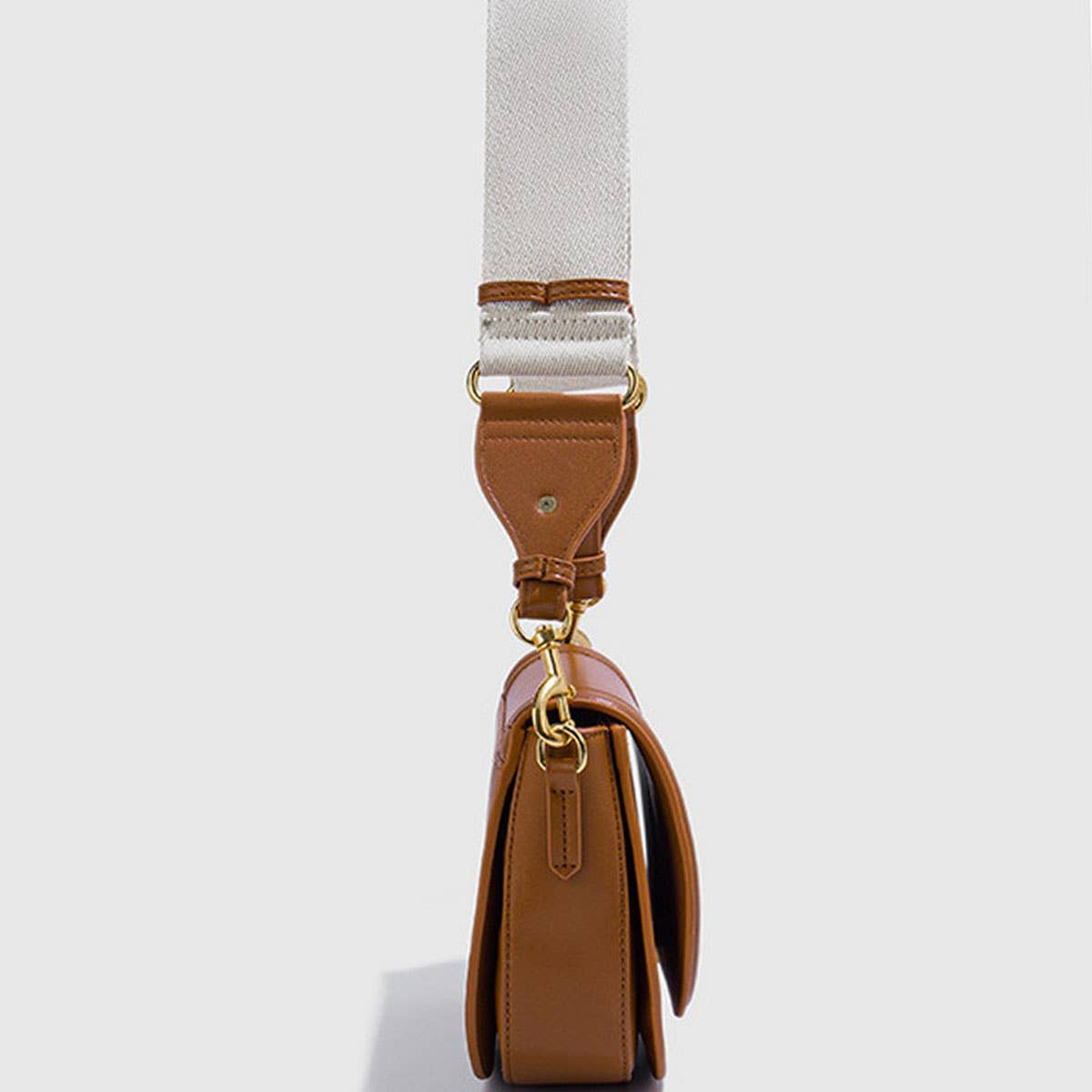 POPULAR WIDE SHOULDER STRAP SADDLE BAG FOR WOMEN_CWAB3421