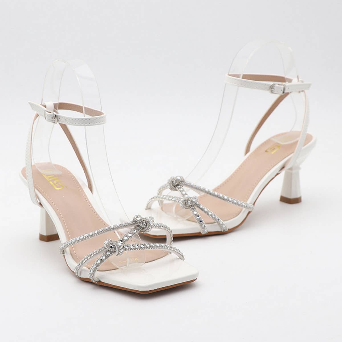 STYLISH AND COMFORTABLE OUTERWEAR HIGH HEELS_CWSHS0587