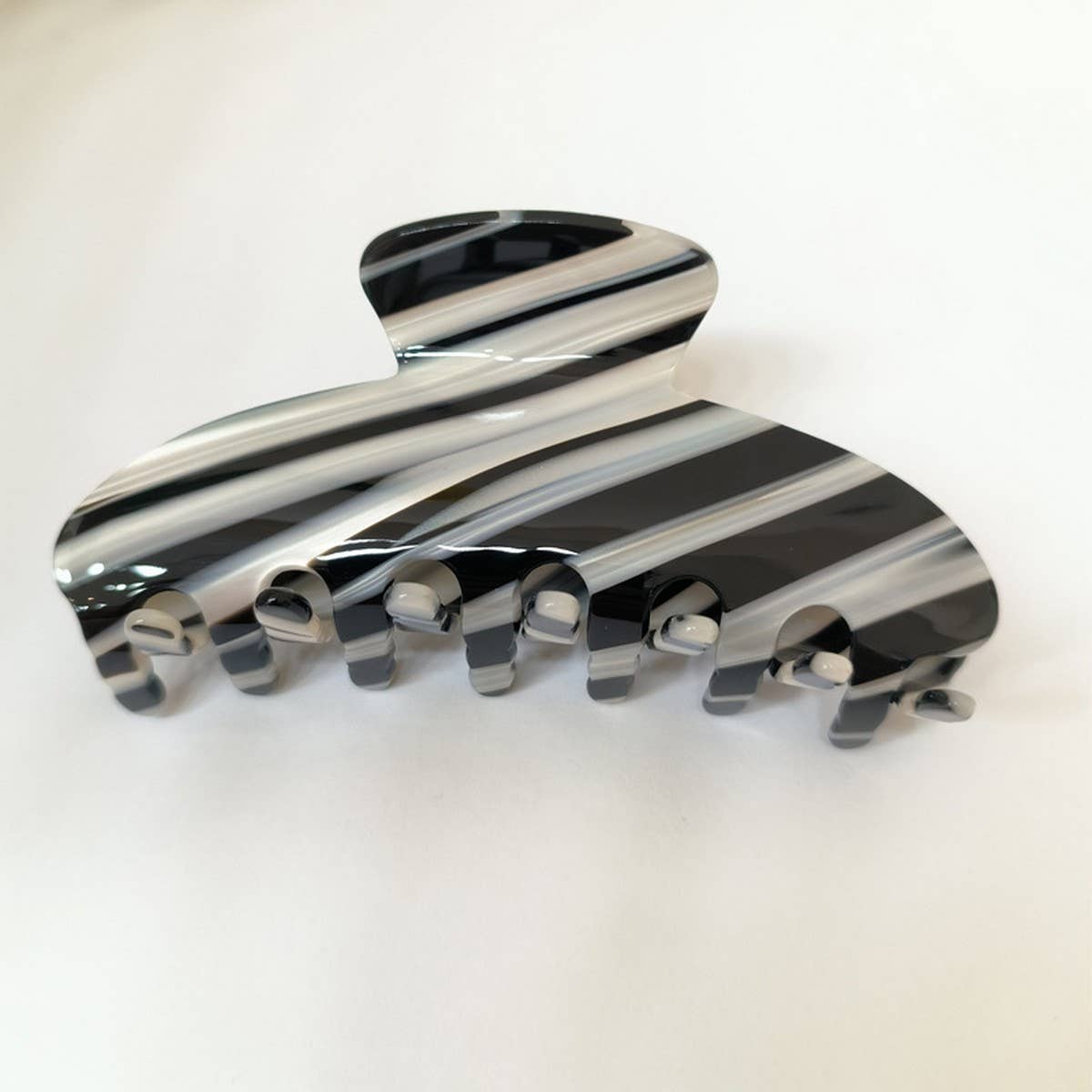 Large Acetate Shark Hair Claw, INS Style Bun Clip