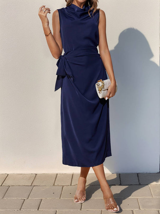 Simple Commuter Tie-Neck Sleeveless Shift Dress