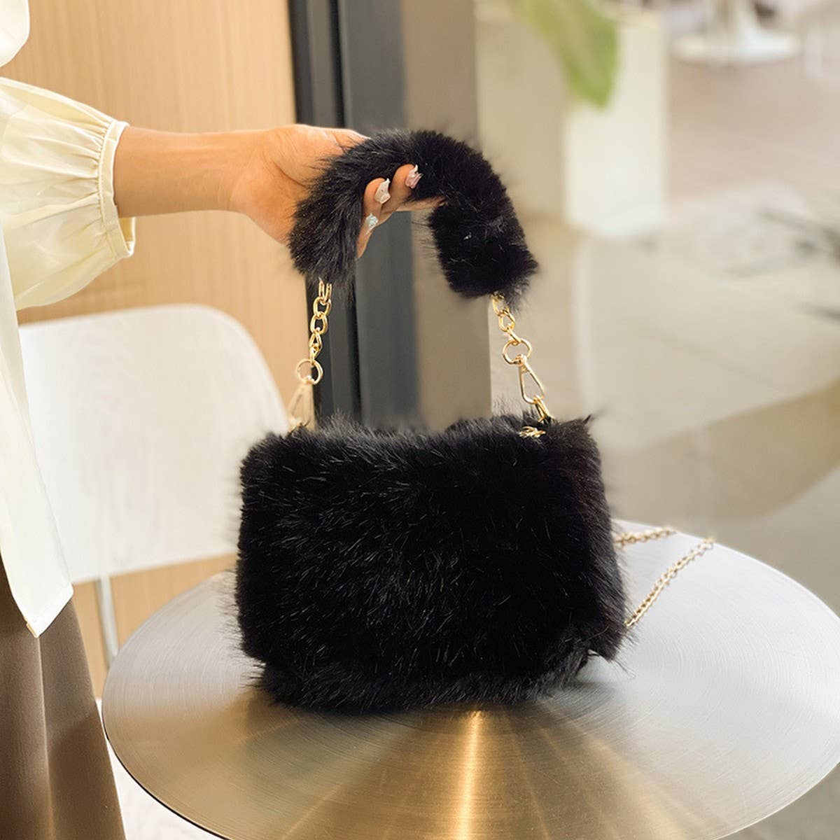 WINTER SHOULDER MESSENGER BAG IMITATION FOX FUR BAG_CWAB3981