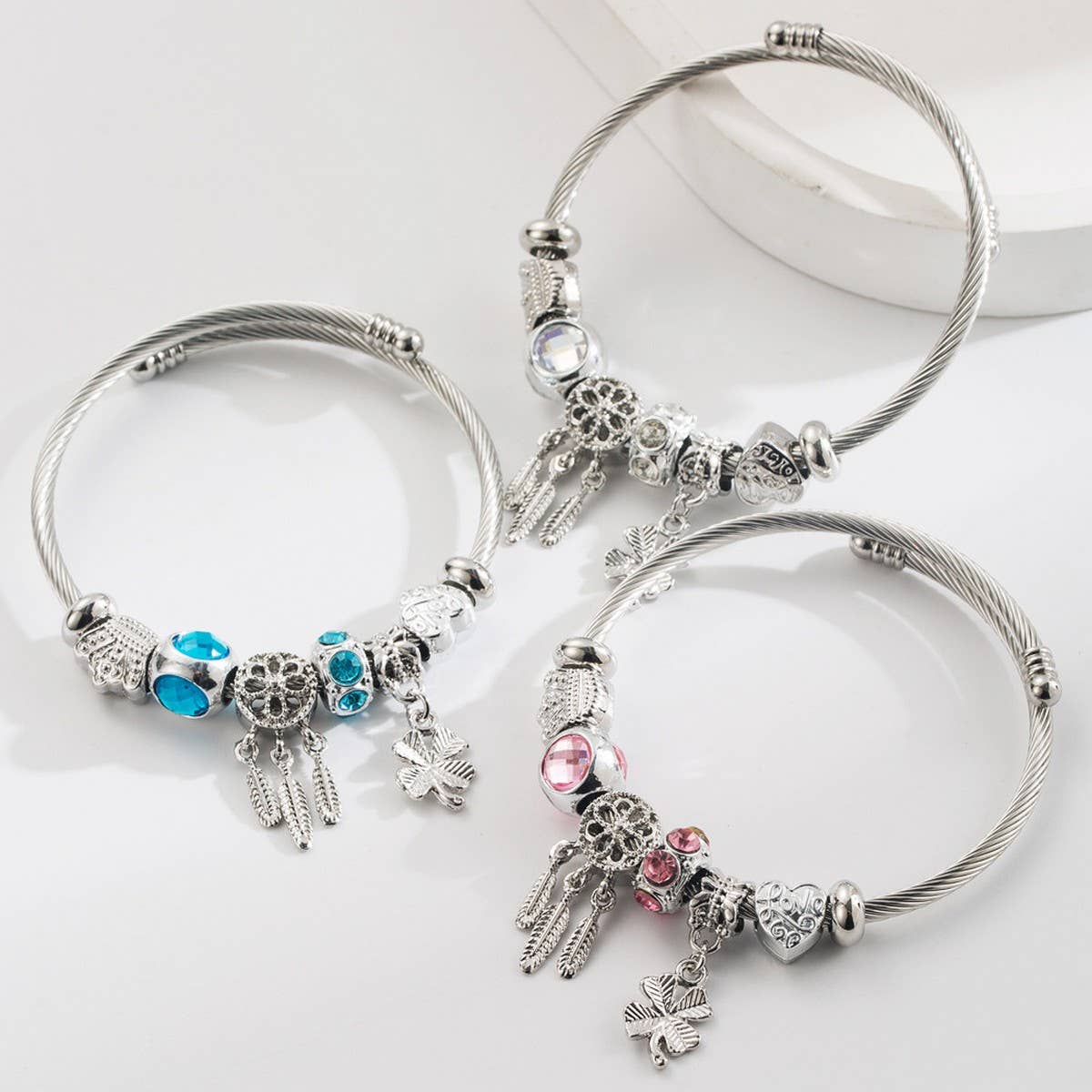 Trendy Hollow Clover & Heart Titanium Bracelet