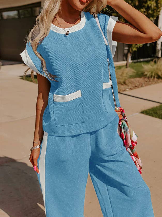 Round neck top straight pants color contrast suit